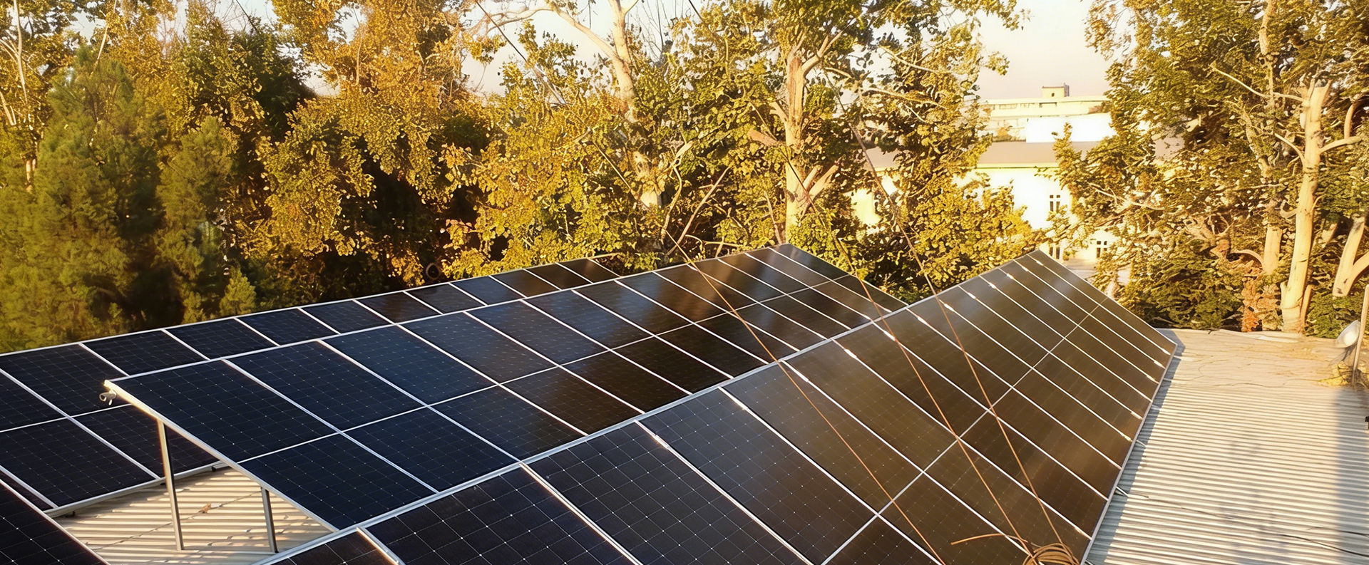 Tionscadal 150KW na hÚisbéiceastáine