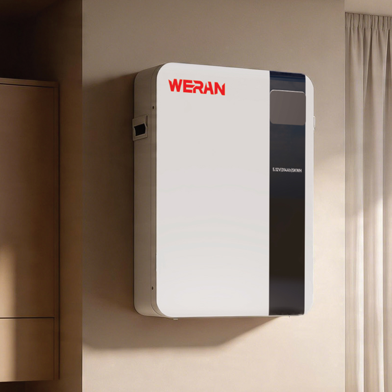 WERAN 51.2V 100Ah 5.12kWh Ceallraí LiFePO4 Feistithe le Balla le haghaidh Stóráil Fuinnimh Gréine Cónaithe